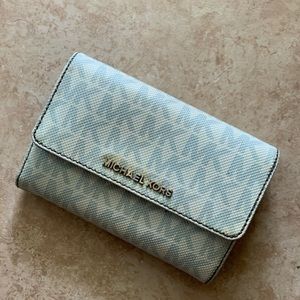 Michael Kors wallet